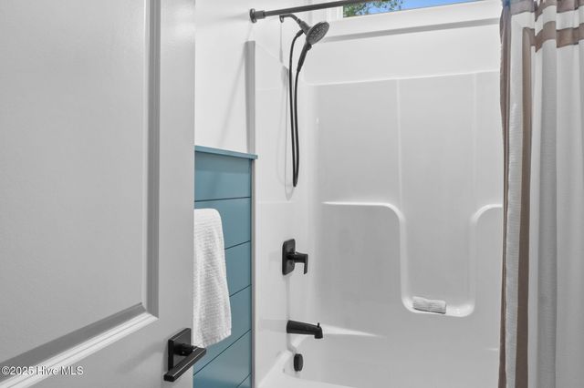 111 SW 22nd Street, Oak Island, NC 28465