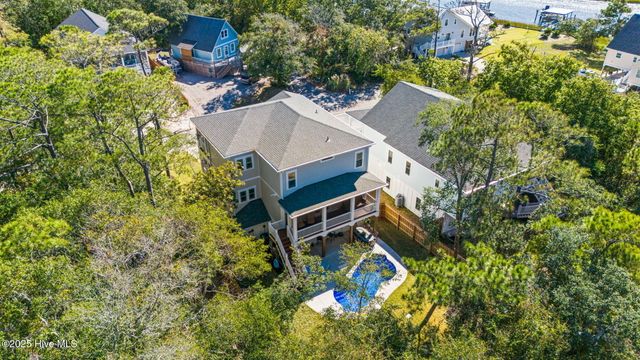 111 SW 22nd Street, Oak Island, NC 28465