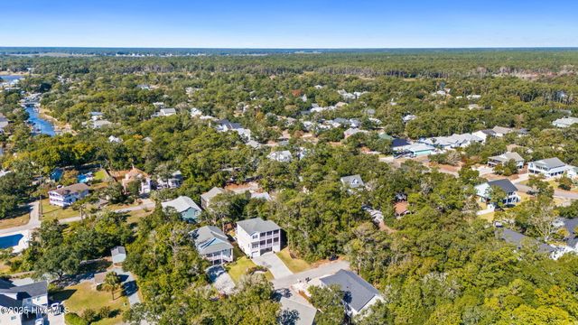 111 SW 22nd Street, Oak Island, NC 28465