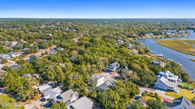 111 SW 22nd Street, Oak Island, NC 28465