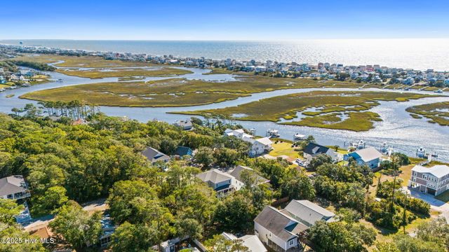 111 SW 22nd Street, Oak Island, NC 28465