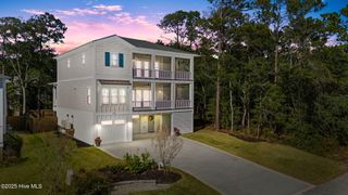 111 SW 22nd Street, Oak Island, NC 28465