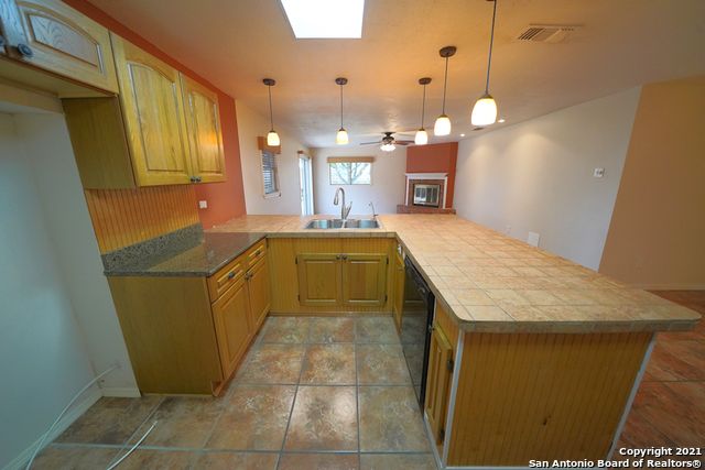 9802 LA RUE ST, San Antonio, TX 78217