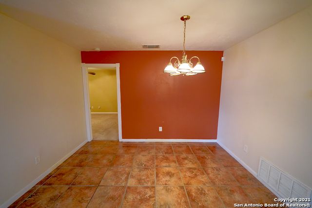 9802 LA RUE ST, San Antonio, TX 78217