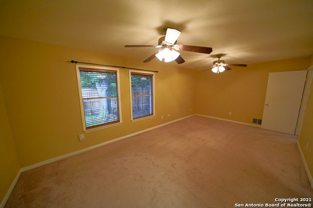 9802 LA RUE ST, San Antonio, TX 78217