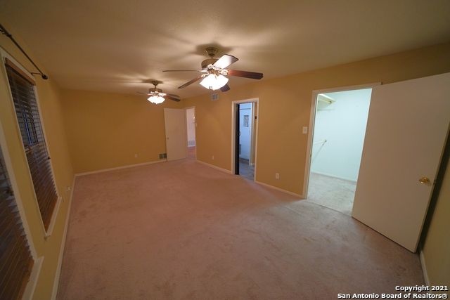 9802 LA RUE ST, San Antonio, TX 78217