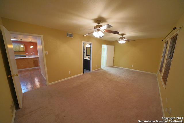 9802 LA RUE ST, San Antonio, TX 78217