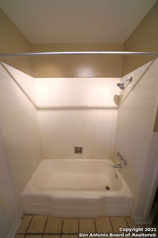 9802 LA RUE ST, San Antonio, TX 78217