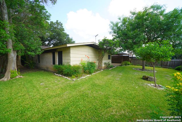9802 LA RUE ST, San Antonio, TX 78217