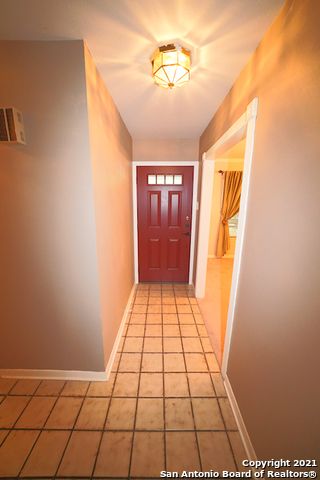 9802 LA RUE ST, San Antonio, TX 78217