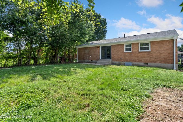4901 Rossmoor Dr, Louisville, KY 40219