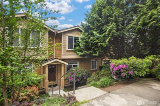 23300 SE Black Nugget Road #M2, Issaquah, WA 98029