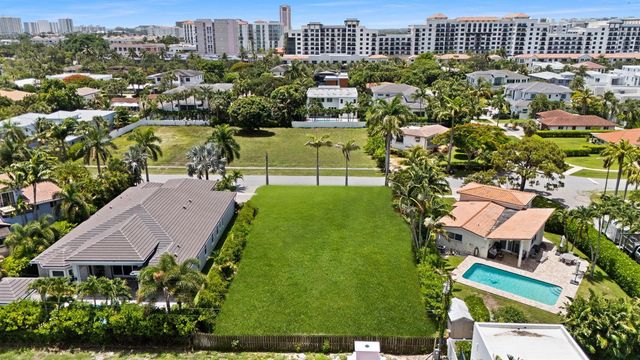 423 NE 3rd Street, Boca Raton, FL 33432