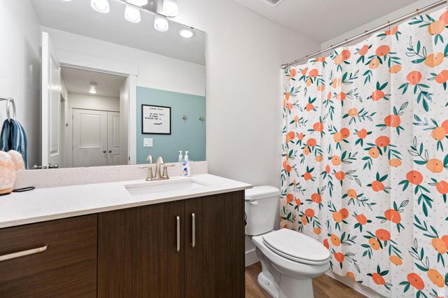 1556 E 460 S, Hyrum, UT 84319