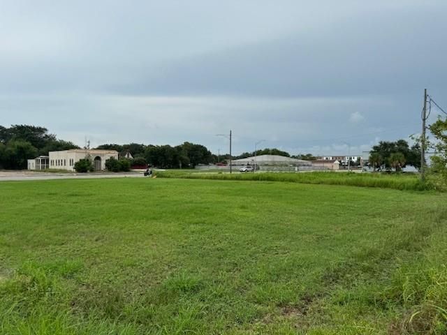 1119 6th St N Street N, Texas City, TX 77590