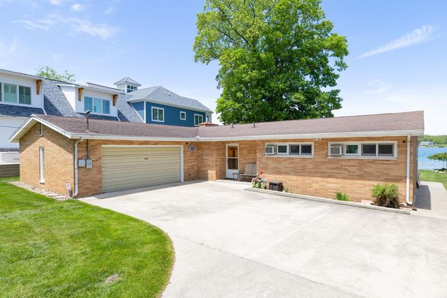 20518 Diamond Shores Drive, Penn Twp, MI 49031