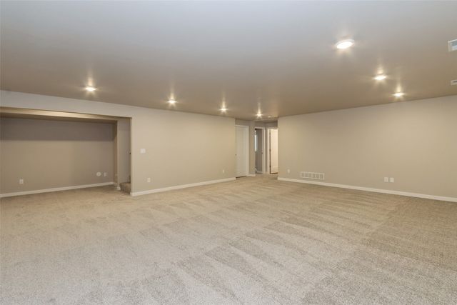 765 Chamberlin Lane, North Liberty, IA 52317