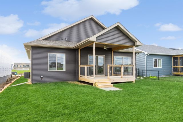 765 Chamberlin Lane, North Liberty, IA 52317