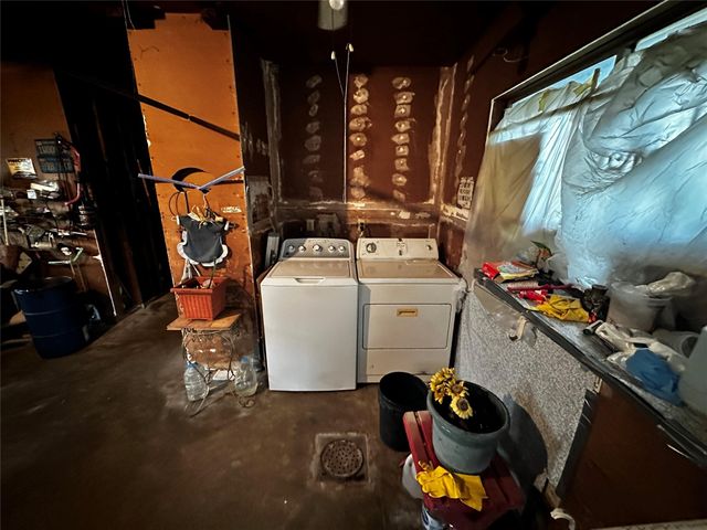 801 Redondo Drive, Houston, TX 77015