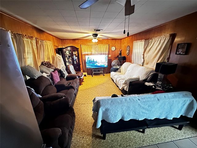 801 Redondo Drive, Houston, TX 77015