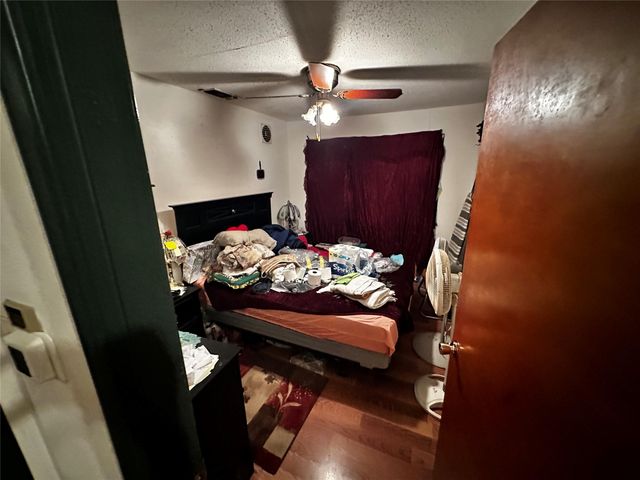 801 Redondo Drive, Houston, TX 77015