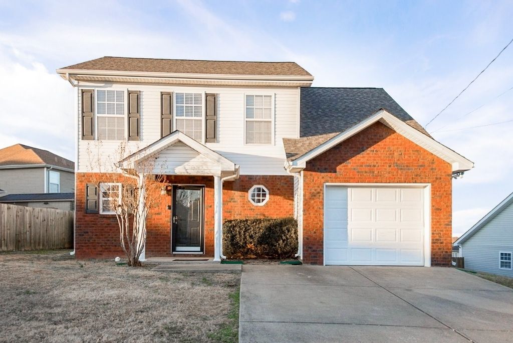 1138 Phelissa Dr, La Vergne, TN 37086