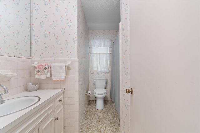 655 5th Ave. N, Surfside Beach, SC 29575