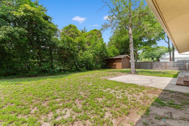 655 5th Ave. N, Surfside Beach, SC 29575