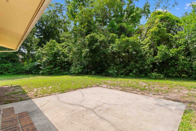 655 5th Ave. N, Surfside Beach, SC 29575