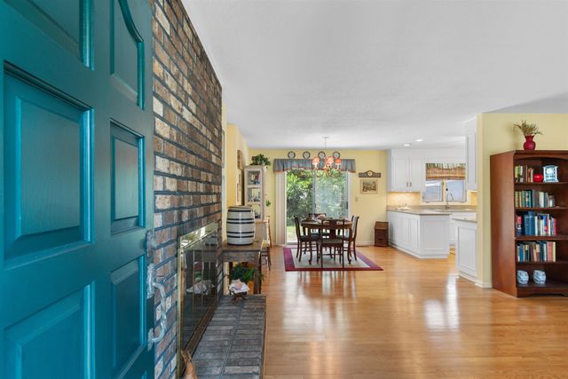 655 5th Ave. N, Surfside Beach, SC 29575
