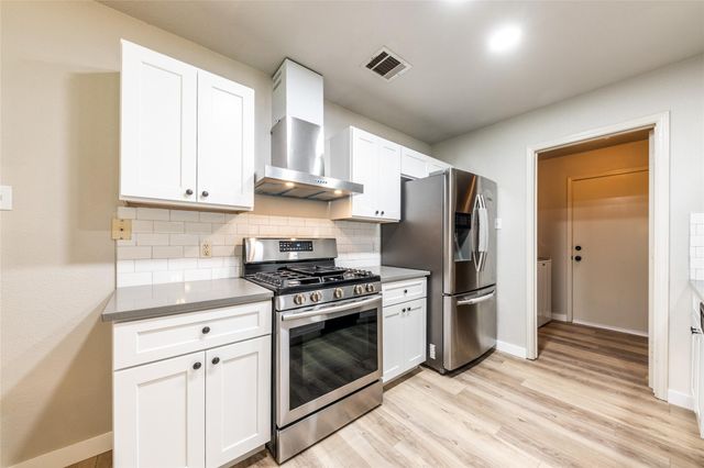 1112 Doras DR, Pflugerville, TX 78660