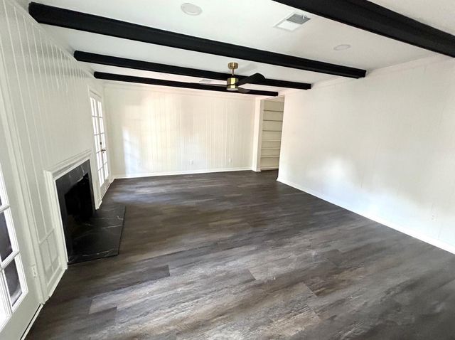 10010 Burgoyne Road, Houston, TX 77042