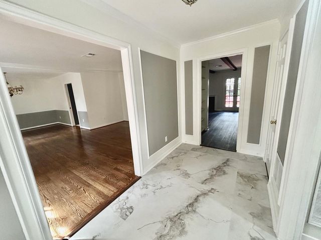 10010 Burgoyne Road, Houston, TX 77042