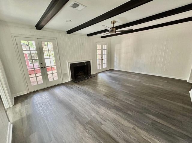 10010 Burgoyne Road, Houston, TX 77042