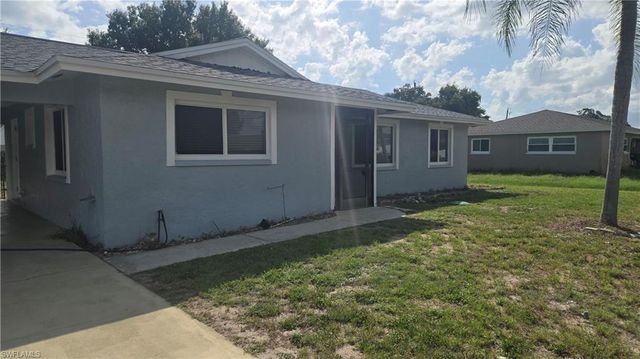 18448 Iris RD, Fort Myers, FL 33967