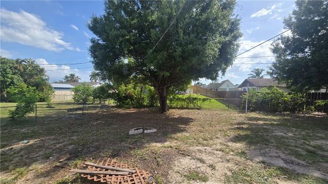 18448 Iris RD, Fort Myers, FL 33967