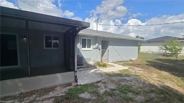 18448 Iris RD, Fort Myers, FL 33967