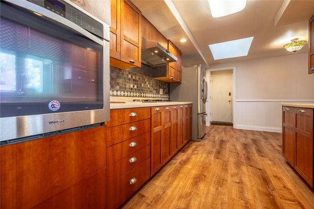 115 Towpath Lane, Brighton, NY 14618