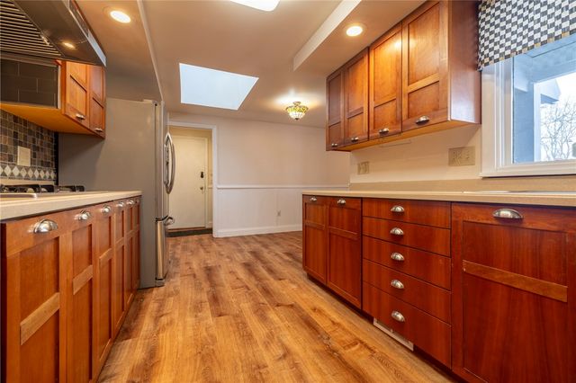 115 Towpath Lane, Brighton, NY 14618