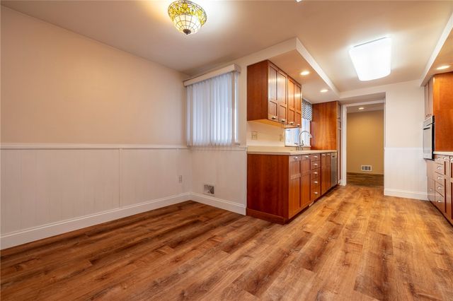 115 Towpath Lane, Brighton, NY 14618