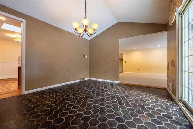 115 Towpath Lane, Brighton, NY 14618