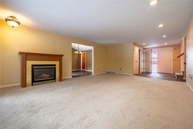 115 Towpath Lane, Brighton, NY 14618