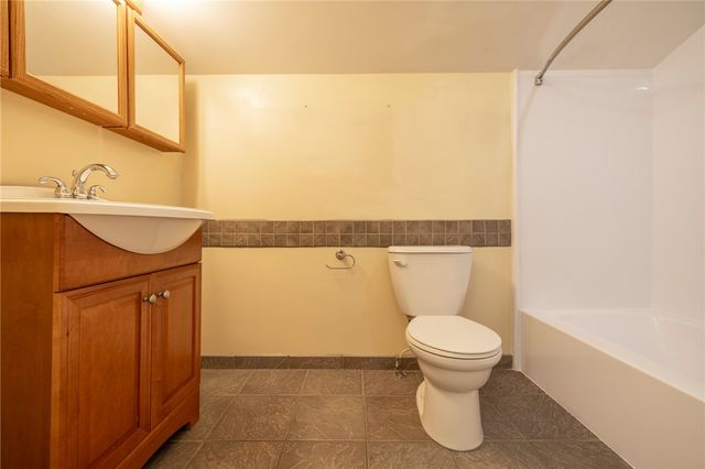 115 Towpath Lane, Brighton, NY 14618