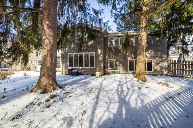 115 Towpath Lane, Brighton, NY 14618