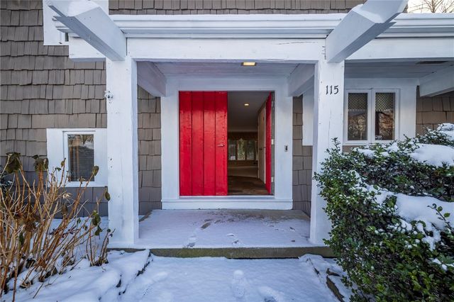 115 Towpath Lane, Brighton, NY 14618