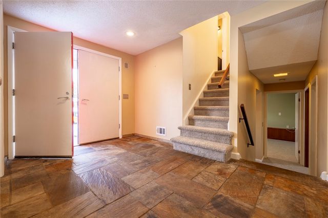 115 Towpath Lane, Brighton, NY 14618