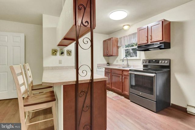 202 MARION AVENUE, Carlisle, PA 17013