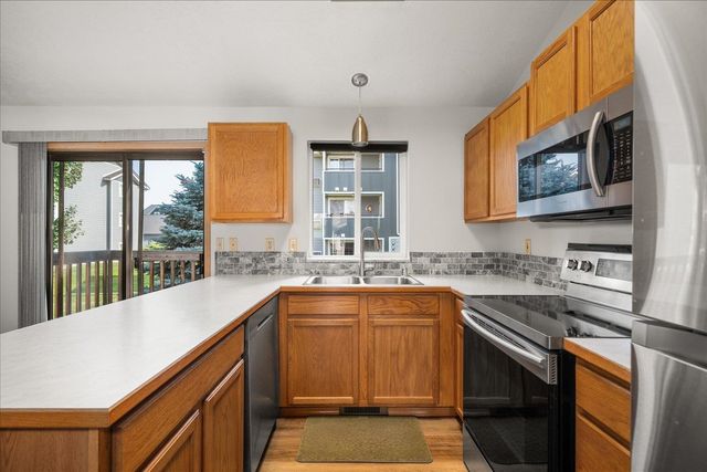 930 E CALKINS Dr, Spokane, WA 99208