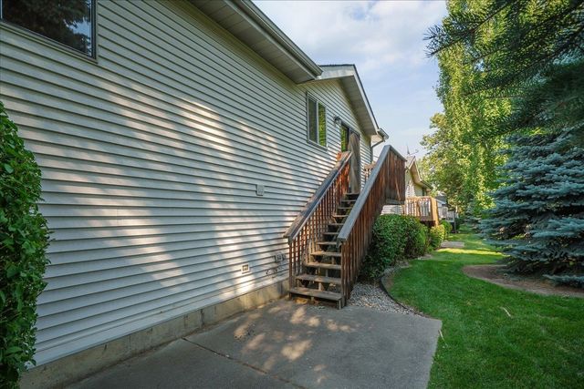 930 E CALKINS Dr, Spokane, WA 99208