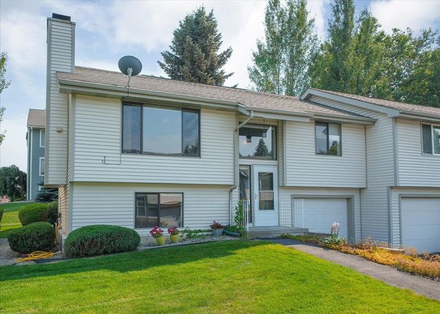930 E CALKINS Dr, Spokane, WA 99208